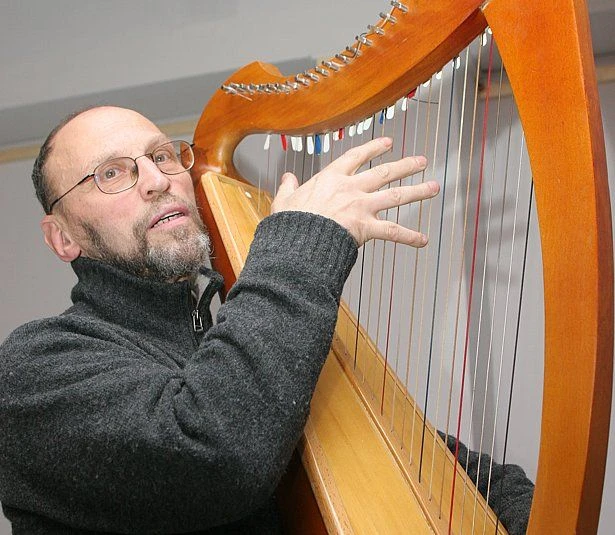 Эрмитаж открывает постоянную экспозицию современного искусства в Главном штабе