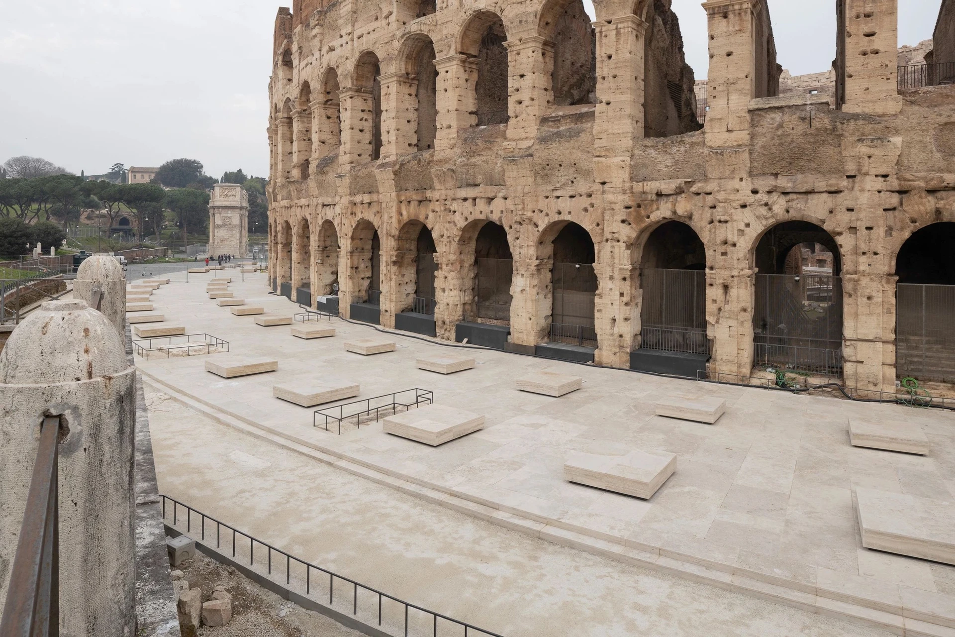 В Риме завершена реставрация южного входа Колизея