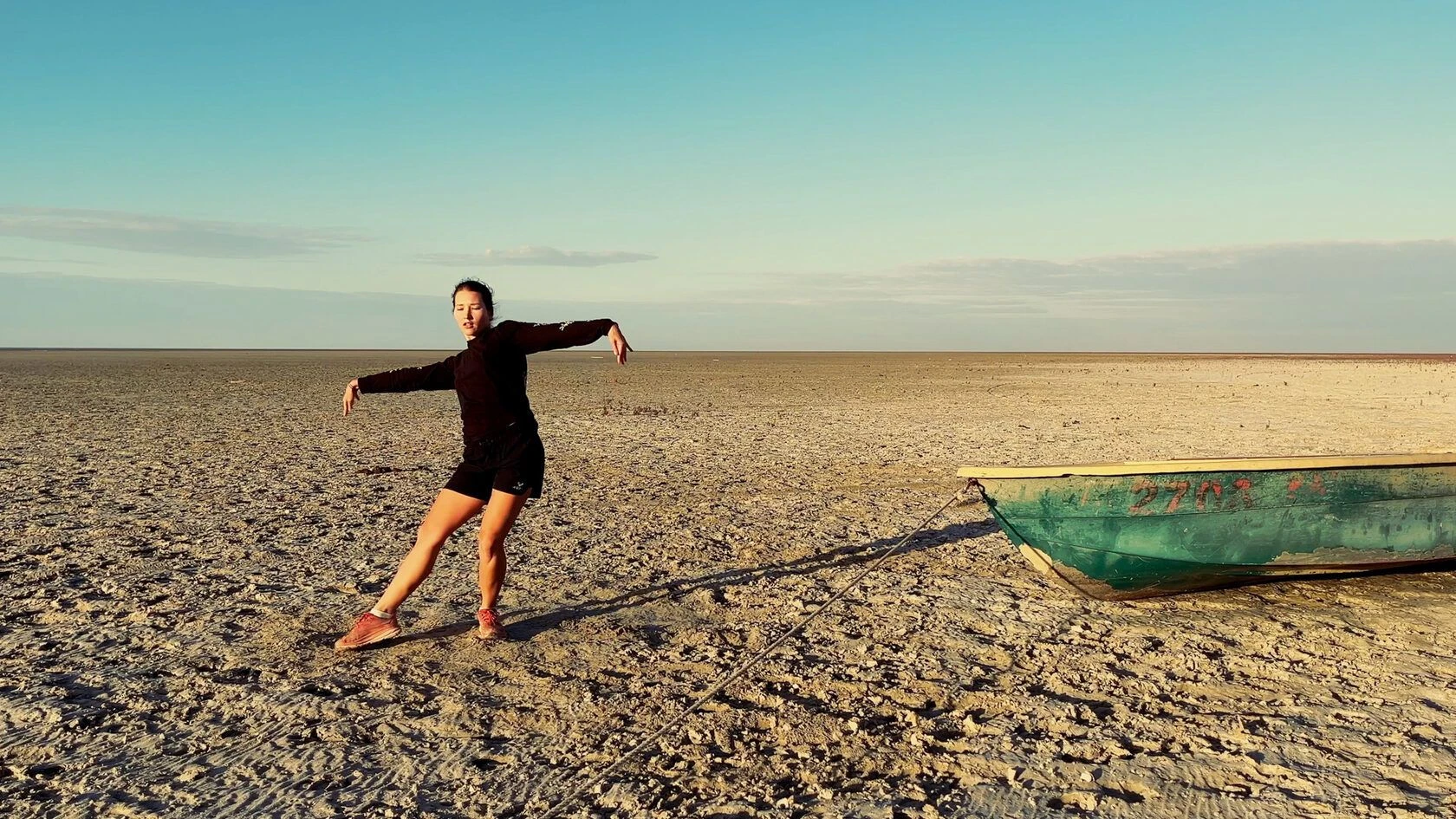 Фрагмент видео «Взаимоприсутствие». <br>
Кадр: Международный фестиваль видеоарта «Видеоформа 12» / Центр современного искусства имени Сергея Курехина