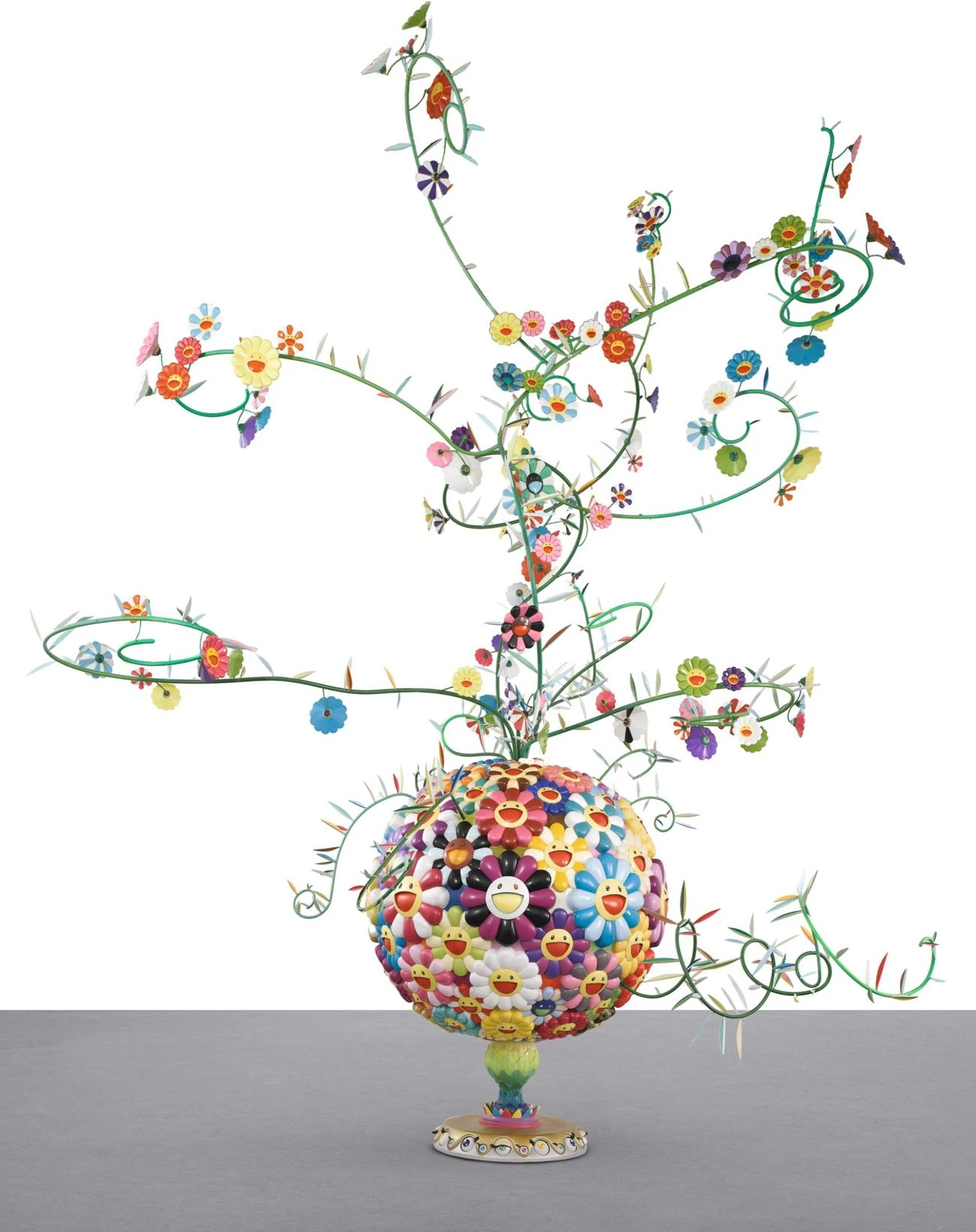Цветок-матанго (a). 2009. Сталь, стеклопластик, масло, акрил.<br>Фото: аукцион Sotheby’s