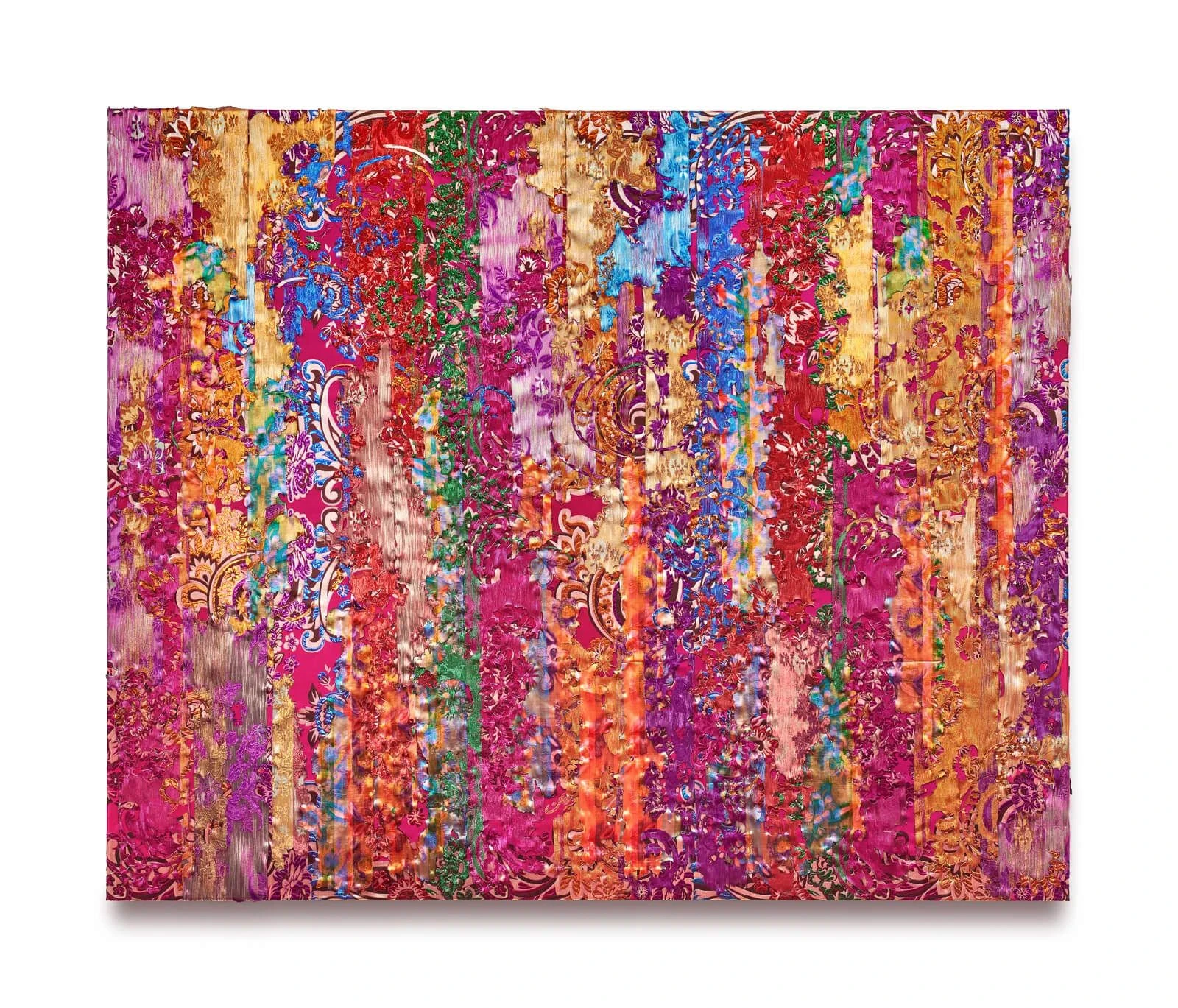 Момент настоящего #24 (из серии «Ложная надежда, или Момент настоящего»). 2021. Парча, люрекс, велюр, булавки, коллаж, смешанная техника.<br>Фото: Galerie Michael Janssen