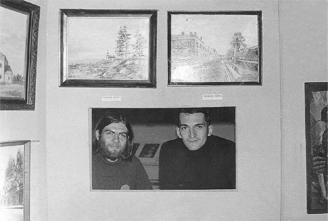 Иван Сотников и Тимур Новиков в «Ноль объекте». Ленинград, 1982. ДК им. Кирова. <br> Фото: Роман Жигунов / собрание семьи Тимура Новикова