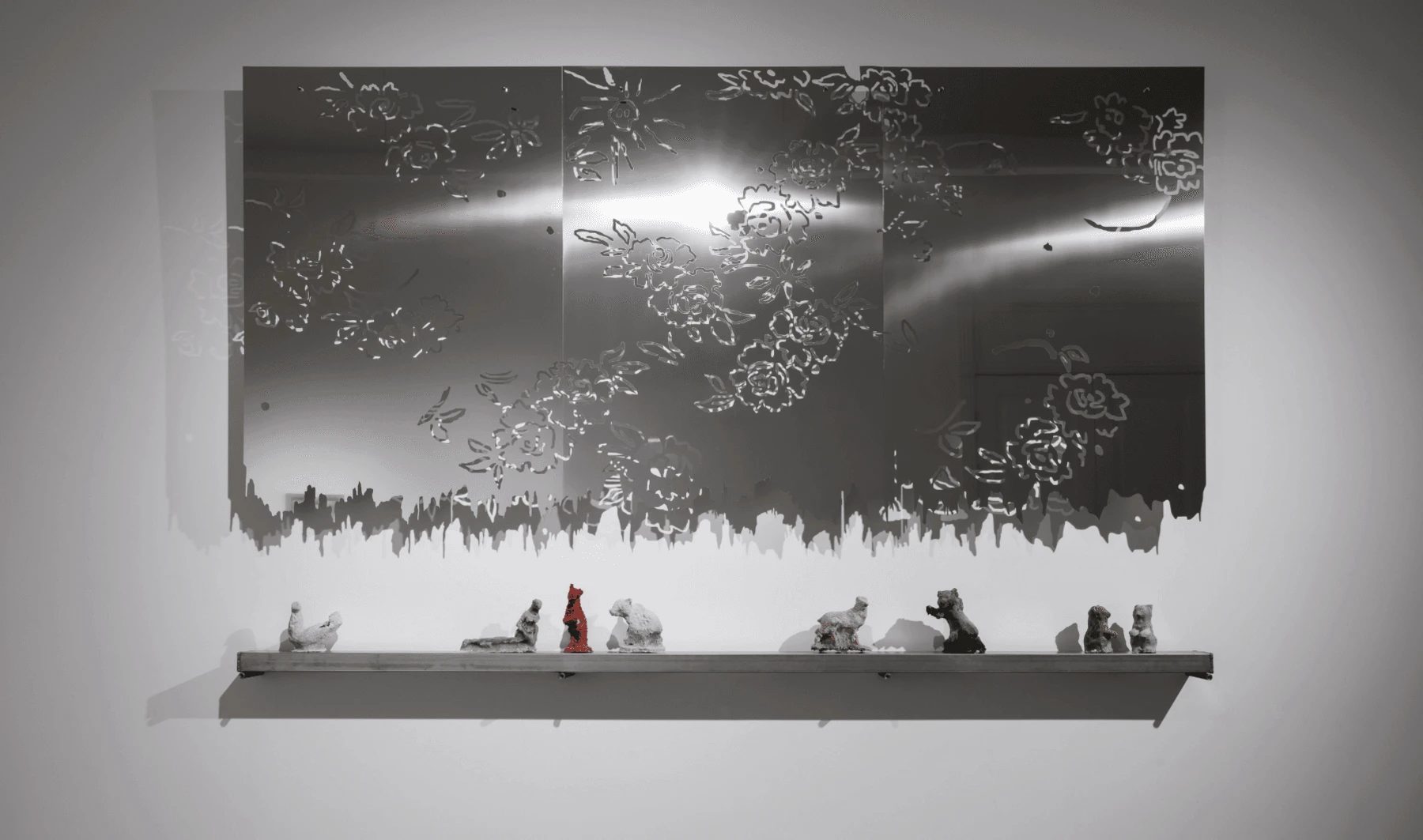 Занавес. 2024. Нержавеющая сталь, лазерная резка.<br>
Изображение: Галерея MYTH